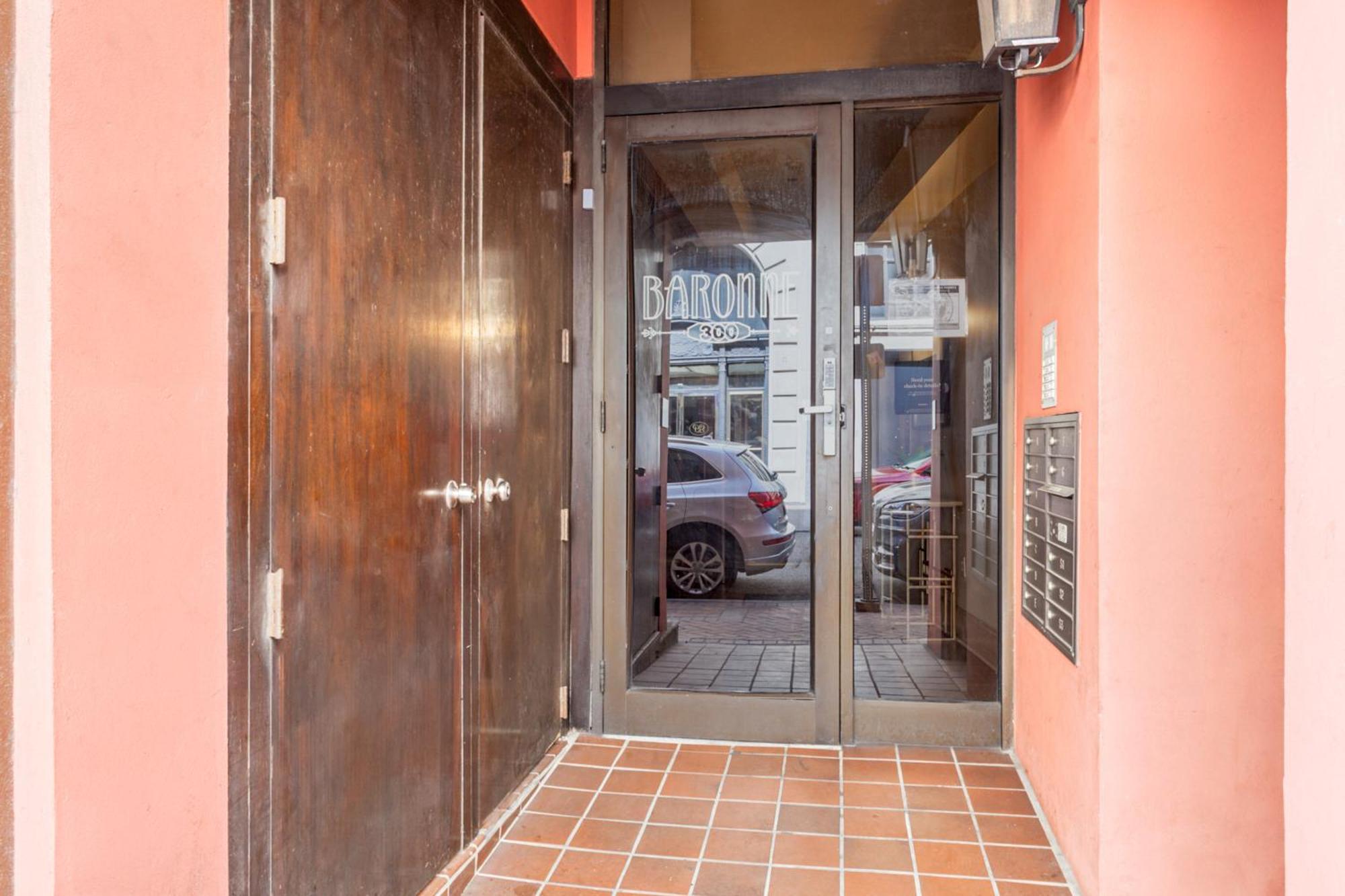 Chuck'S Place New Orleans Exterior photo